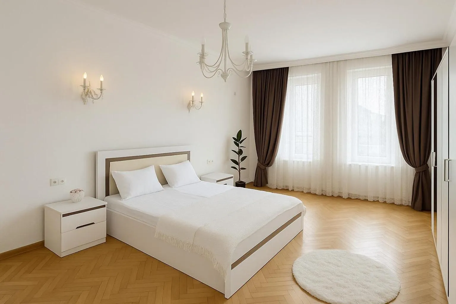 White Apartament In Old 第比利斯