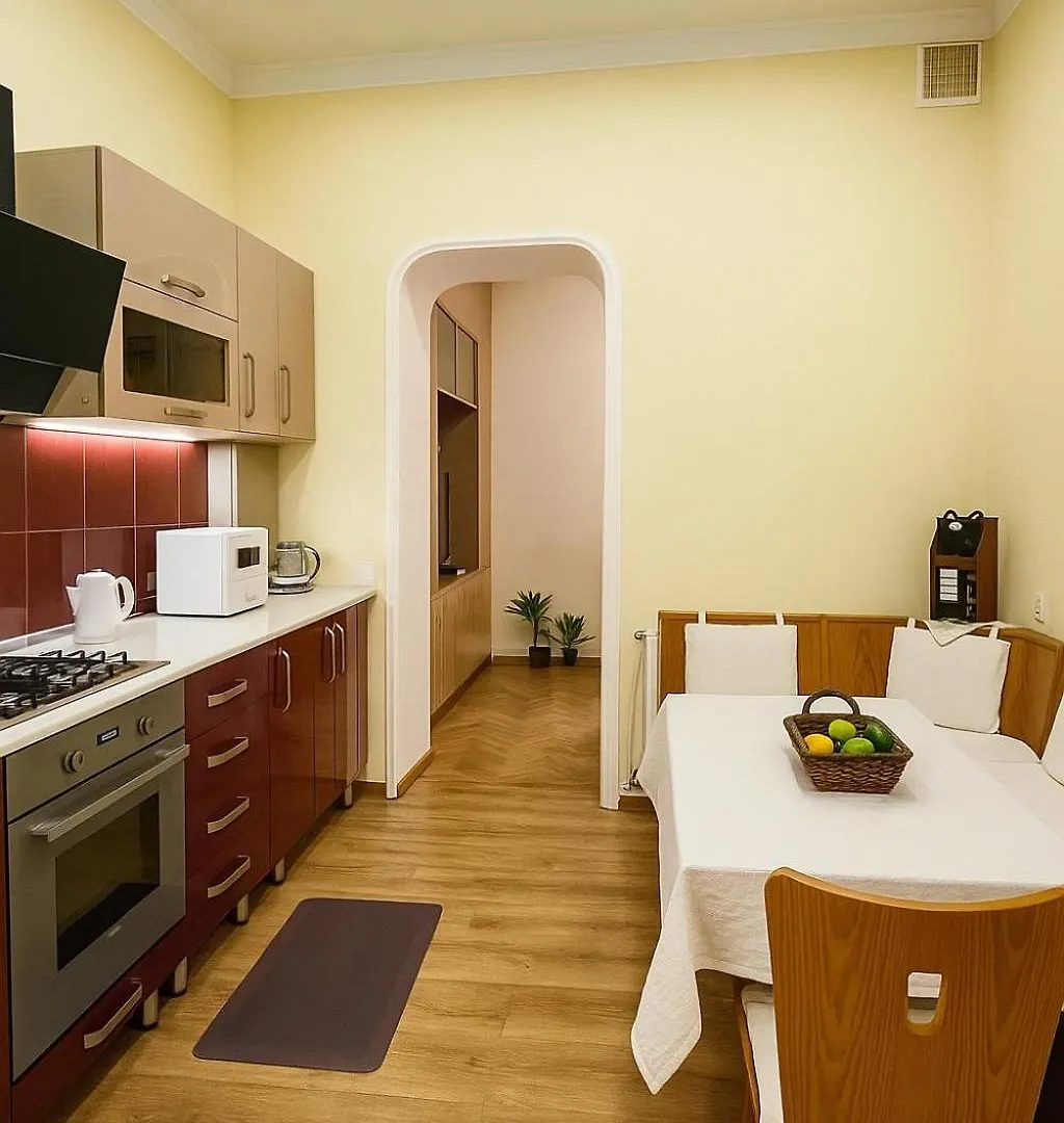 White Apartament In Old 第比利斯