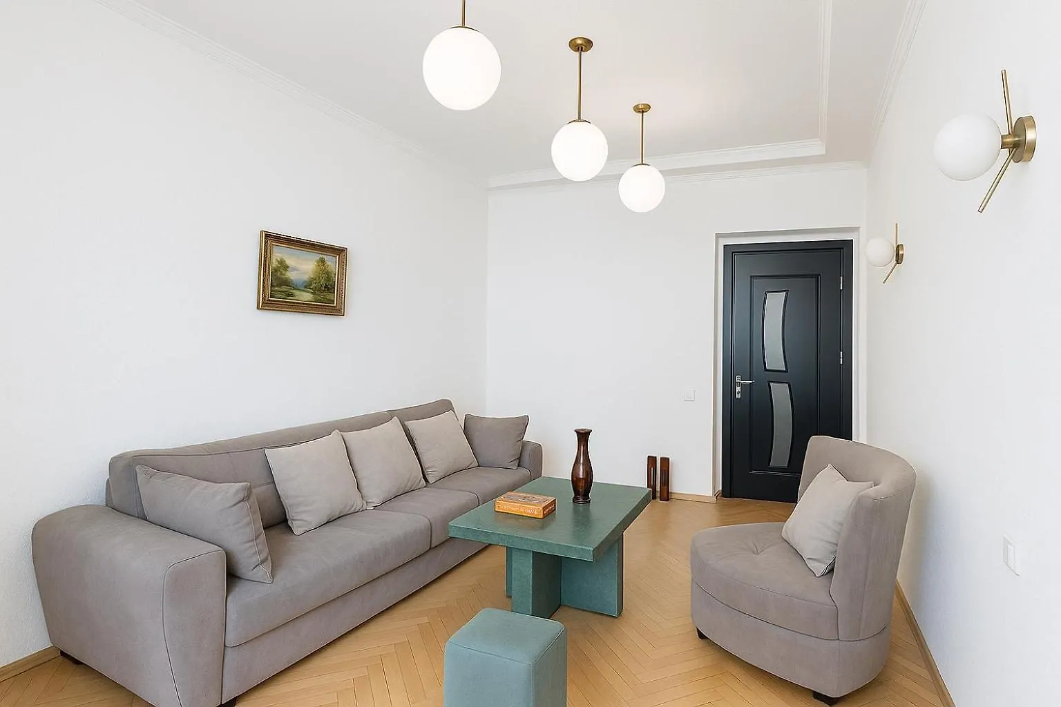公寓 White Apartament In Old 第比利斯